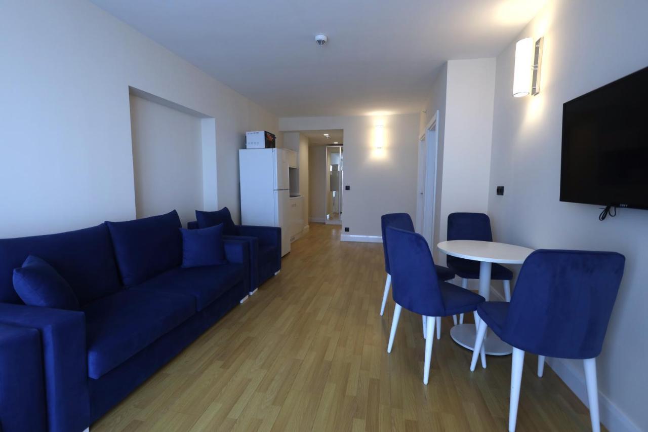 Orbi City Suite With Sea View Batoemi Buitenkant foto